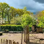 Hammerhoeve Bed & Breakfast 3*